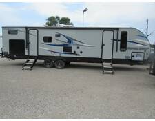2019 Cherokee Alpha Wolf 29QBL traveltrai at Trailers and Hitches STOCK# 01087