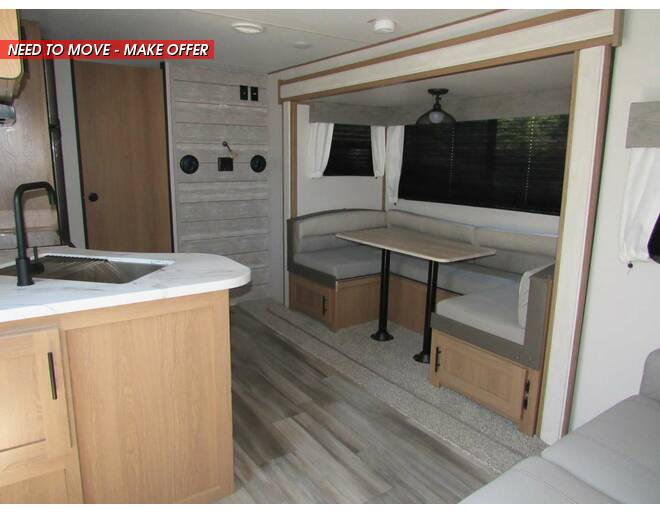 2023 Prime Time Avenger LE 21RBSLE Travel Trailer at Trailers and Hitches STOCK# 35316 Photo 3