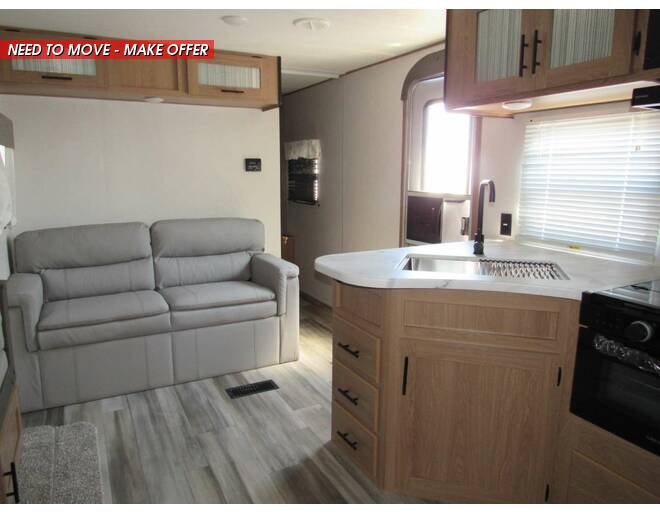 2023 Prime Time Avenger LE 21RBSLE Travel Trailer at Trailers and Hitches STOCK# 35316 Photo 6