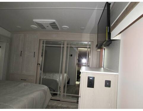 2023 Rockwood Signature 8288SB Fifth Wheel at Trailers and Hitches STOCK# 02999 Photo 14