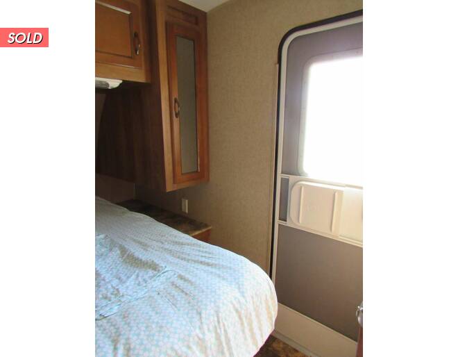 2015 Coachmen Catalina 263RLS Travel Trailer at Trailers and Hitches STOCK# 19202 Photo 11