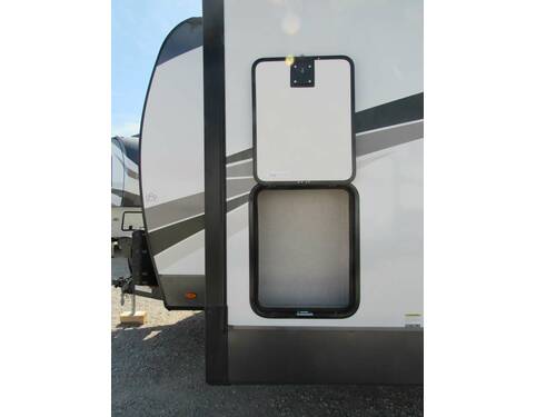 2023 Rockwood Signature Ultra Lite 8263MBR Travel Trailer at Trailers and Hitches STOCK# 03346 Photo 3