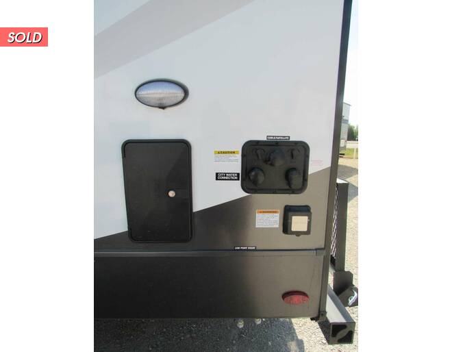 2023 Rockwood Signature 8263MBR Travel Trailer at Trailers and Hitches STOCK# 03346 Photo 5