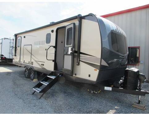 2023 Rockwood Ultra Lite 2614BS Travel Trailer at Trailers and Hitches STOCK# 86174 Exterior Photo