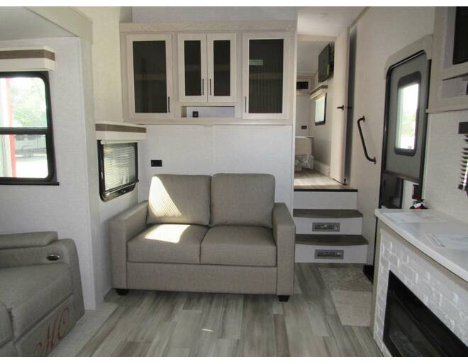 2023 Rockwood Signature 2891BH Fifth Wheel at Trailers and Hitches STOCK# 03395 Photo 15
