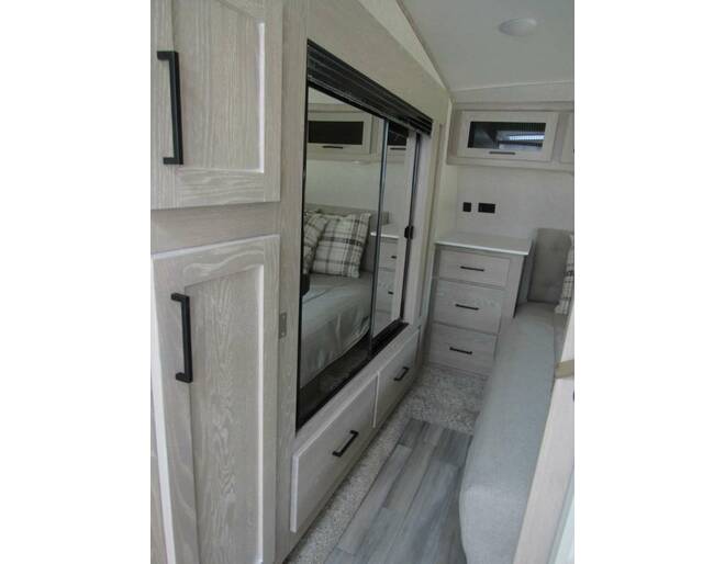 2023 Rockwood Signature 2891BH Fifth Wheel at Trailers and Hitches STOCK# 03395 Photo 22