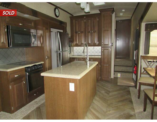 2017 Cedar Creek Silverback 33IK Fifth Wheel at Trailers and Hitches STOCK# 16758 Photo 8