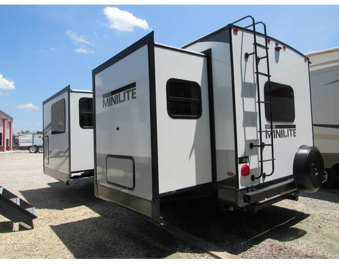2023 Rockwood Mini Lite 2516S Travel Trailer at Trailers and Hitches STOCK# 89223 Photo 2