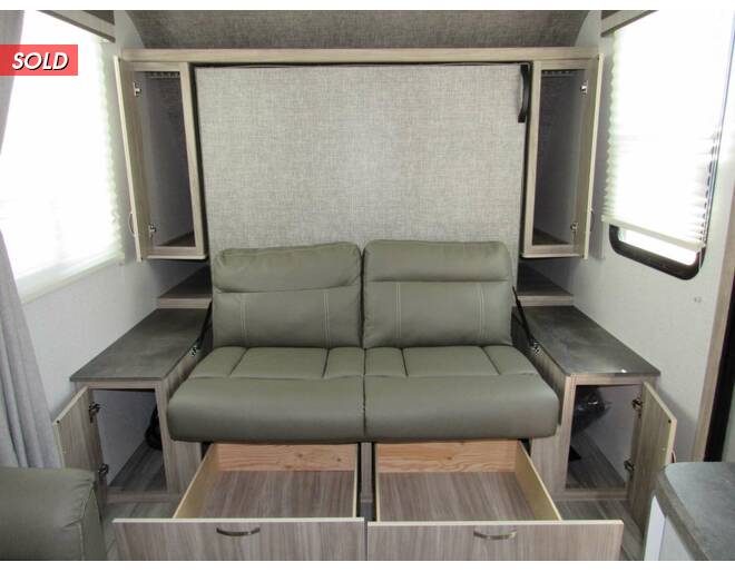 2022 Winnebago Micro Minnie 2108DS Travel Trailer at Trailers and Hitches STOCK# 70771 Photo 5