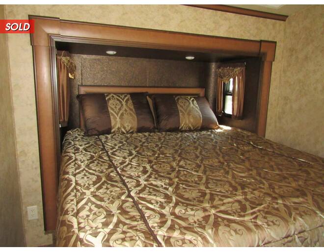 2015 Cedar Creek Hathaway 38FB2 Fifth Wheel at Trailers and Hitches STOCK# 13361 Photo 14